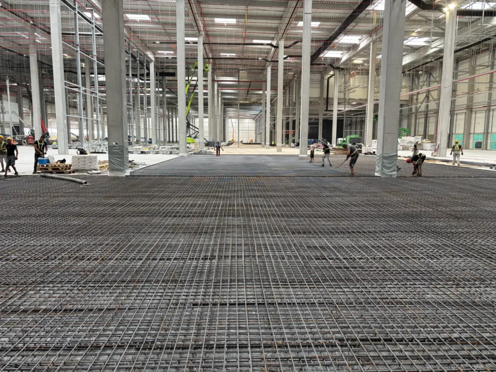 Építéshelyszíni felügyelet - Lidl logisztika Kiskunfélegyháza-ipari padló betontechnológus